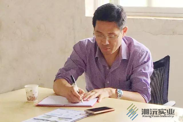 常德湘沅實業有限公司,常德垂直垃圾壓縮站,地埋式垃圾壓縮站,電動人力斗車,電動三輪高壓清運車,電動助力拉車 常德湘沅實業有限公司,常德垂直垃圾壓縮站,地埋式垃圾壓縮站,電動人力斗車,電動三輪高壓清運車,電動助力拉車